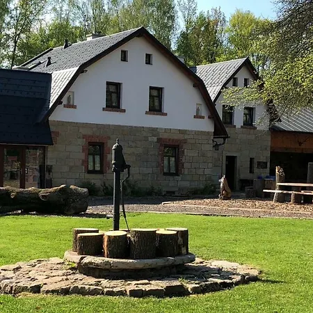štěrbova 3*