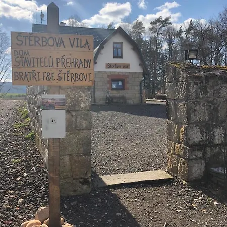 Sterbova * Bila Tremesna