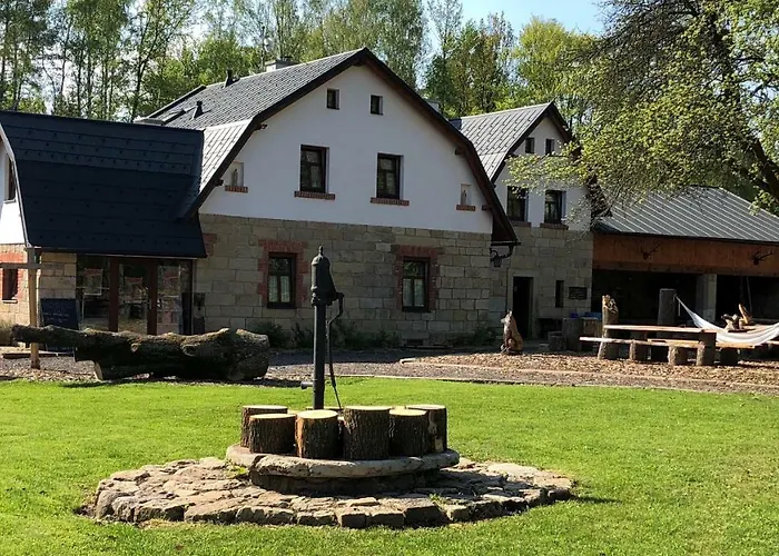 Sterbova 3*